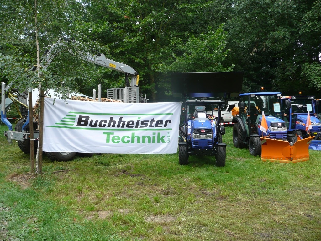 https://buchheister-landmaschinen.de/cache/vs_92012 Aehrensache Bueckeburg_P1030959.JPG